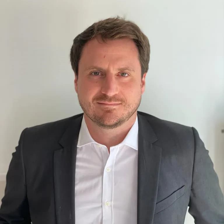 Pierre Cappe de Baillon, Avocat à la cour. Localisé à Toulon